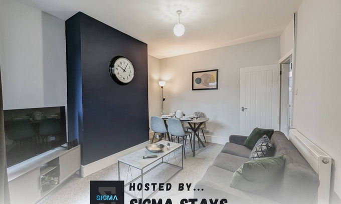 Crewe House | Derrington House - By Sigma Stays