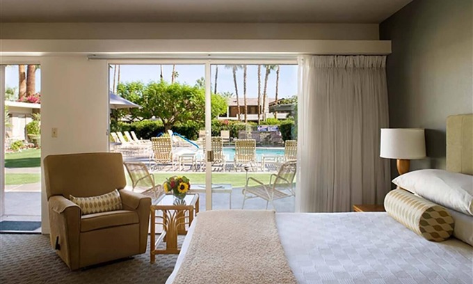 Historic Tennis Club Hotel | Desert Hills - 21 and Over