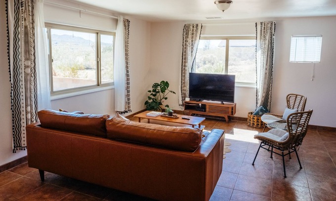 Joshua Tree House | Desert-themed Home, Minutes from Joshua Tree Town, Cowboy Pool & Hot Tub