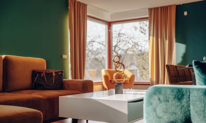 Prague 13 Apartment | Design 3BD apartment cooking area in architect villa