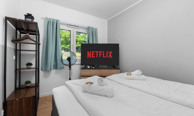 Schkeuditz Apartment | Design luxury, fully equipped, 30min Leipzig Hbf RK9