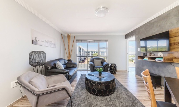 Big Bay Apartment | Designer 2 Bed Apartment - Big Bay Beach Club