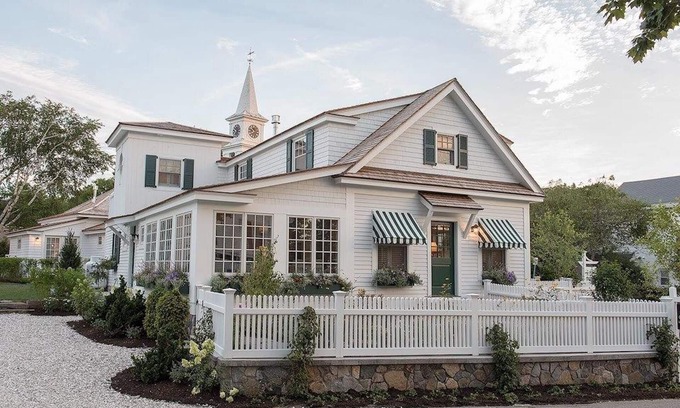 Cape Porpoise House | Designer 3 Bedroom 3.5 Bathroom Luxury Home In charming Cape Porpoise!