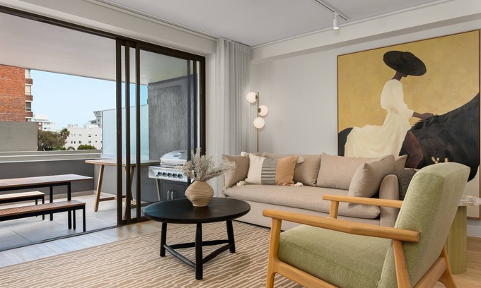Sea Point Apartment | Designer Apartment in New Development in Sea Point