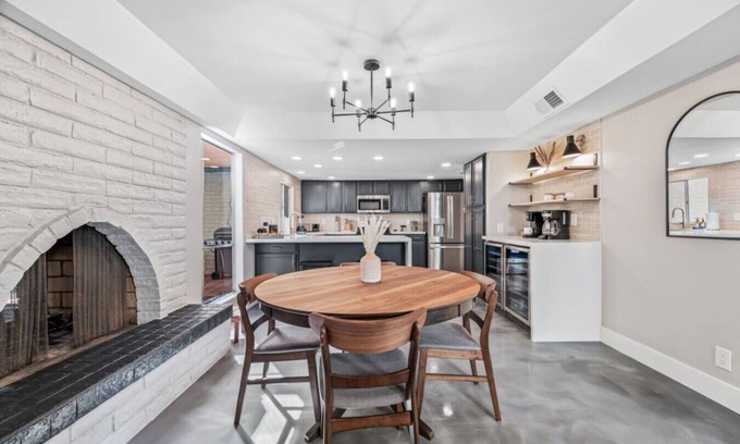 Casa Granada East Townhouses House | Designer OT Retreat 2B/2B; Com Pool/Hot Tub/Sauna