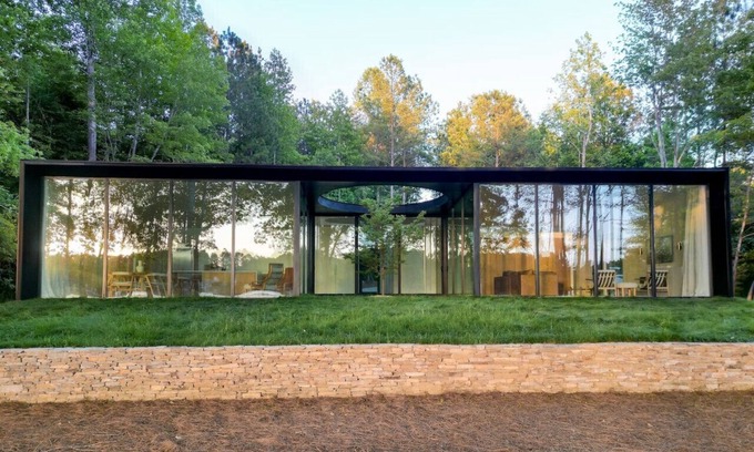 Henrico House | Designer's Glass Lakehouse