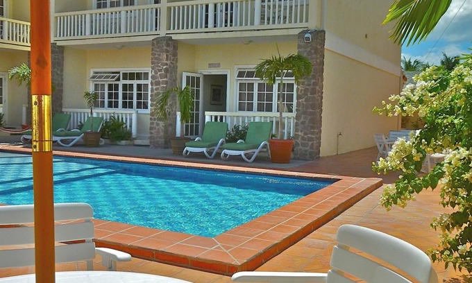 Rodney Bay House | DESIGNER TROPICAL VILLA