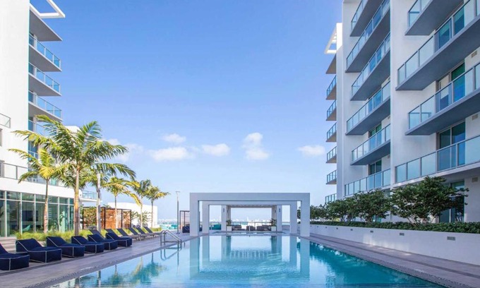 Northeast Miami Apartment | Desing district, great apartment