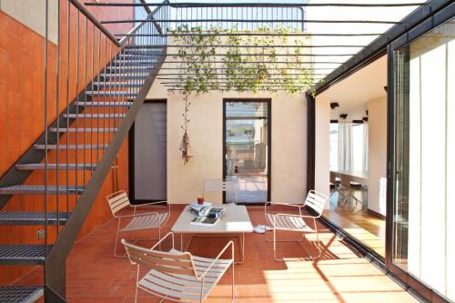 Sant Antoni Apartment | DestinationBCN Urgell Apartment