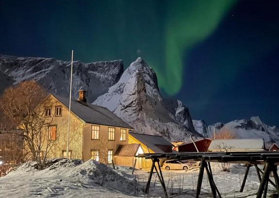 Reine House | Det Gamle Hotellet Guesthouse