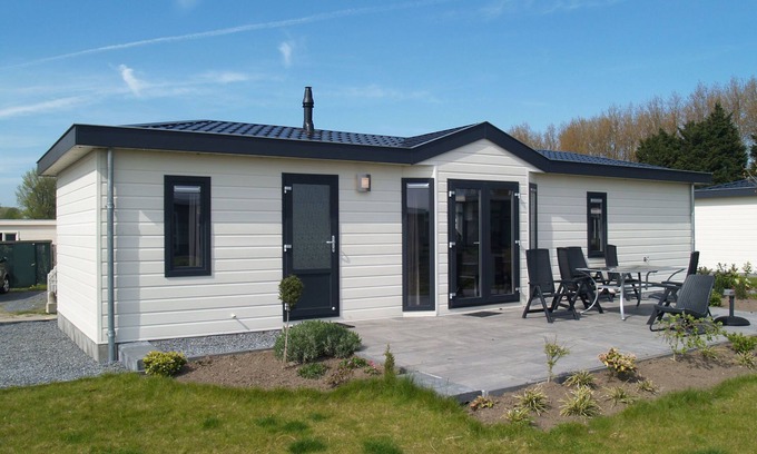 Susteren Ski Chalet | Detached chalet with dishwasher
