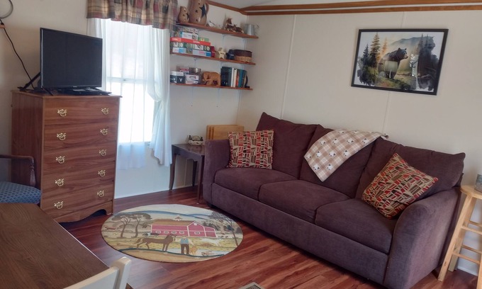 Roan Mountain House | Devine Black Bear Retreat a welcoming, cozy, peaceful farm in Roan Mountain, TN