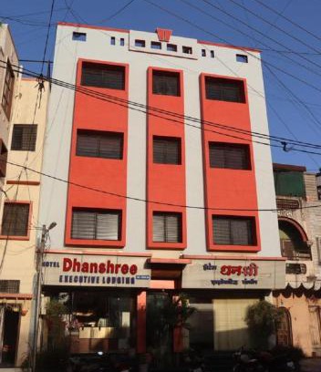 Daulatabad Hotel | Dhanashree Lodging Aurangabad