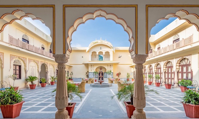 Jamwa Ramgarh Hotel | Dhula Garh A Heritage Hotel