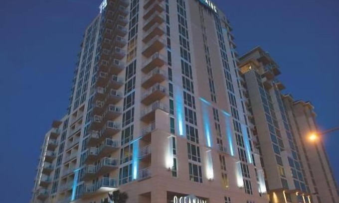 Northeast Virginia Beach Villa | Diamond Resorts Oceanaire Resort - 1 Bedroom with Ocean Front Balcony