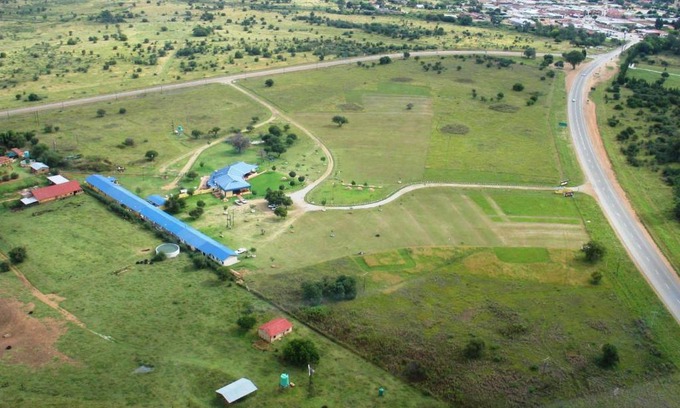 Maquassi Hills House | Die Geel Huis Guesthouse