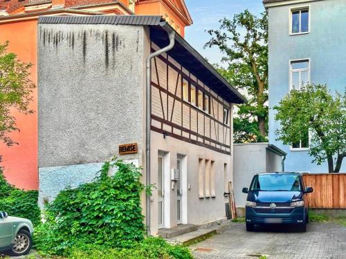 Erfurt Apartment | DIE REMISE mit kostenlosem Parkplatz direkt vor der Tür