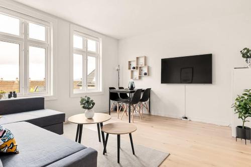 Sandviken Apartment | Dinbnb Apartments I Views & Street Parking in Sandviken