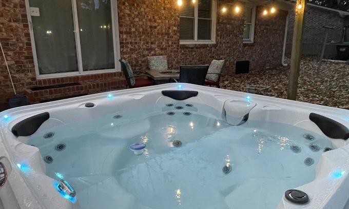 Ladson House | Discounted Charleston Hot Tub Patio Hammock