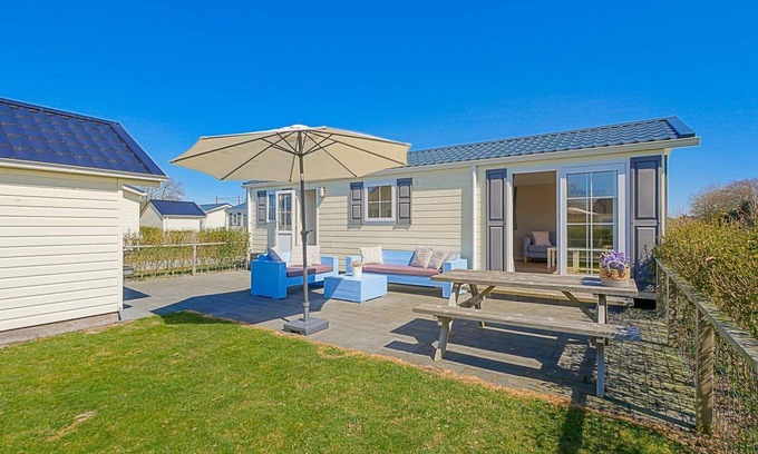Callantsoog House | Discover the perfect balance between tranquility, nature and comfort at Chalet park Luttikduin in Callantsoog!