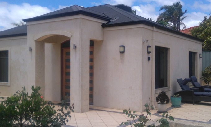 Ballajura House | Discover Your Perfect Getaway: Modern and Cozy Short-Term Stays