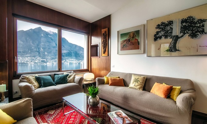 Riva Villa | Doctor's House, private parking and view