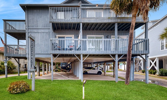 Garden City Condo | Dog-friendly condo with ocean views, large deck, washer/dryer & central AC