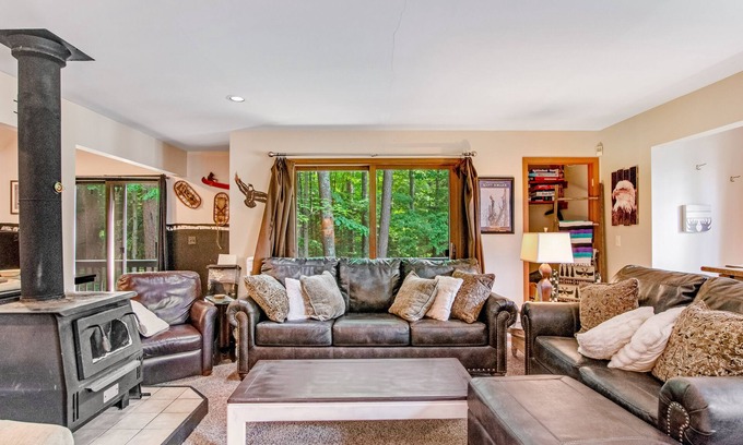 Lac du Flambeau House | Dog-friendly lakefront home with kayaks, bikes, dock, & W/D