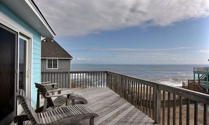 Buxton House | Dog-Friendly, Ocean View House w/AC, Private Hot Tub, Shared Pool, Private W/D