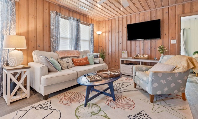 Cherry Grove Beach House | Dog-friendly 3BR beach retreat with 2 kitchens, covered hangout areas, steps from the shore!