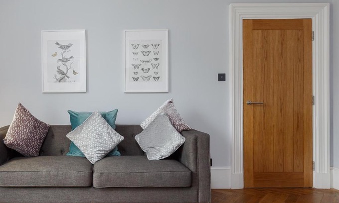 Dollar Apartment | Dollar Apartments-41 Bridge Street