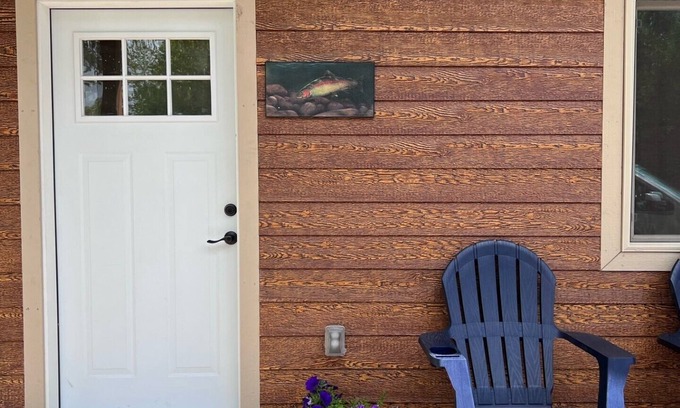 Cooper Landing House | Dolly Varden Cabin - Modern Vacation Home in Cooper Landing