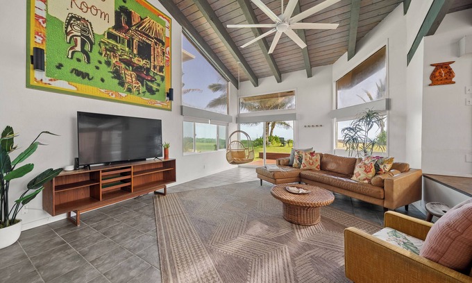 Laie House | Dolphin House by Gather: North Shore Escape w/Direct Beach Access