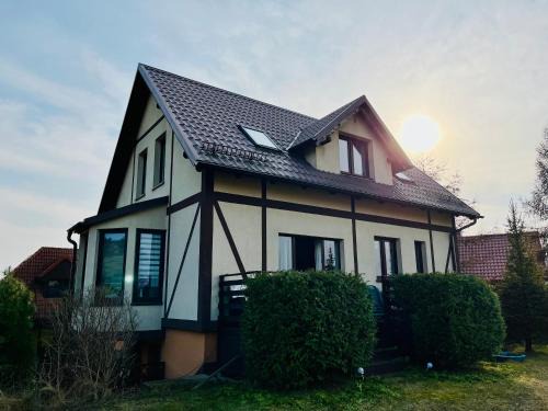 Brodnica Dolna House | Dom na wzgórzu z widokiem na jezioro
