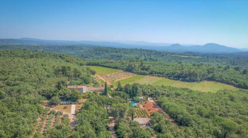 Saint-Maximin-la-Sainte-Baume Cabin | Domaine de Conillières