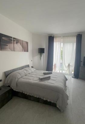 Inveruno Apartment | ] DOMA [