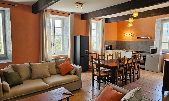 Sauve Apartment | Domaine de Bagard - Gîte STEVENSON 86m² 6/11 pers Terrace