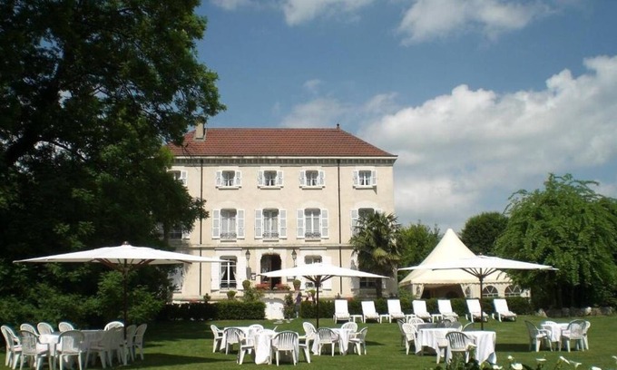 Chonas-l'Amballan Hotel | Domaine de Clairefontaine