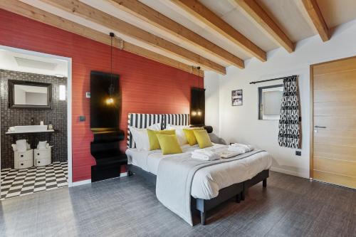 Yvre-l'Eveque Cabin | Domaine de l'Epau Eco-Resort