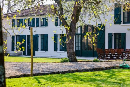 Breville House | Domaine de la Coudre