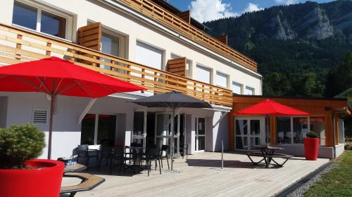 Thollon-les-Memises Hotel | Domaine de Maravant - Centre de vacances