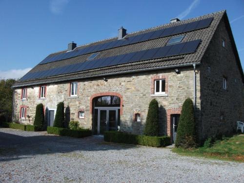 Sourbrodt House | Domaine des Bouts de Fagnes Family lodge with sauna and large garden