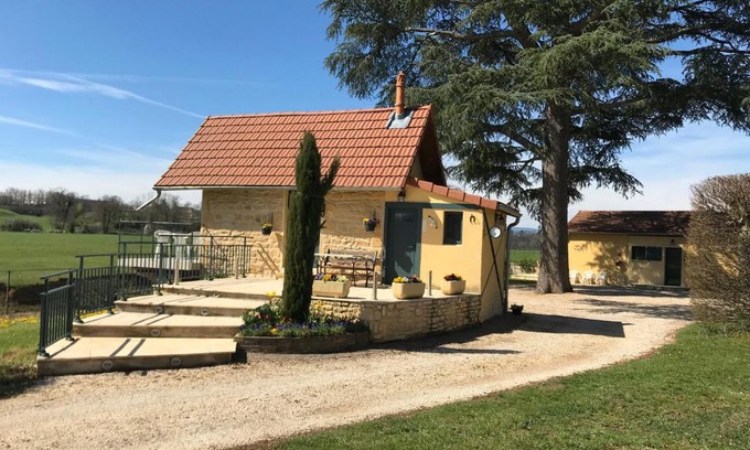 Saint-Nizier-sous-Charlieu House | Domaine BORCHAMPS.