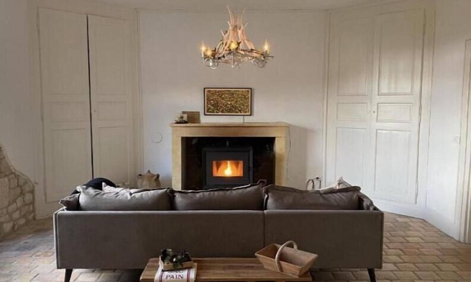 Journet House | Domaine la Boulinière - La Biche