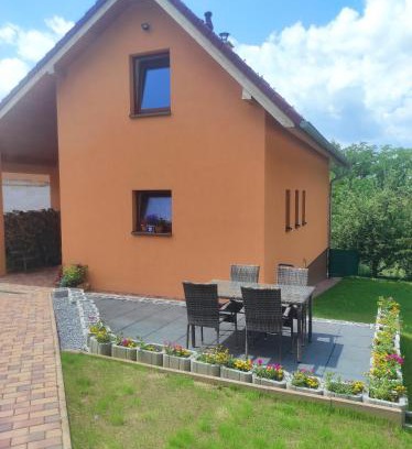 Humpolec House | Domeček u lesa