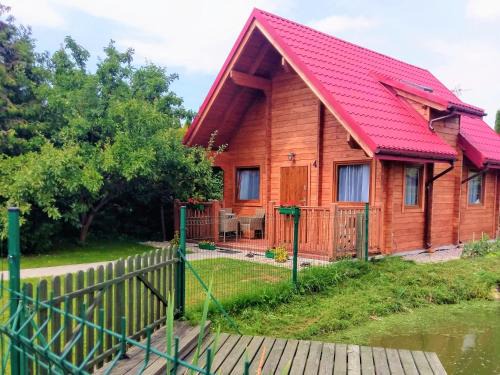 Mikolajki Cabin | Domki Żabi Staw