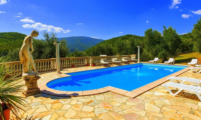 Caprese Michelangelo Villa | Donatello Tuscany