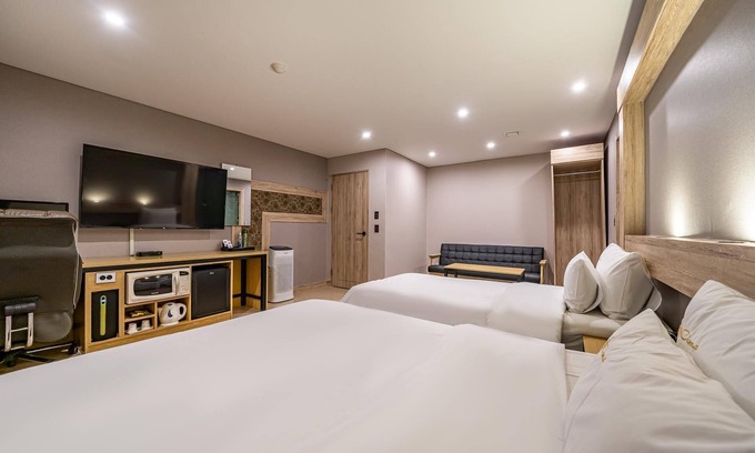 Dongducheon Hotel | Dongducheon Cima