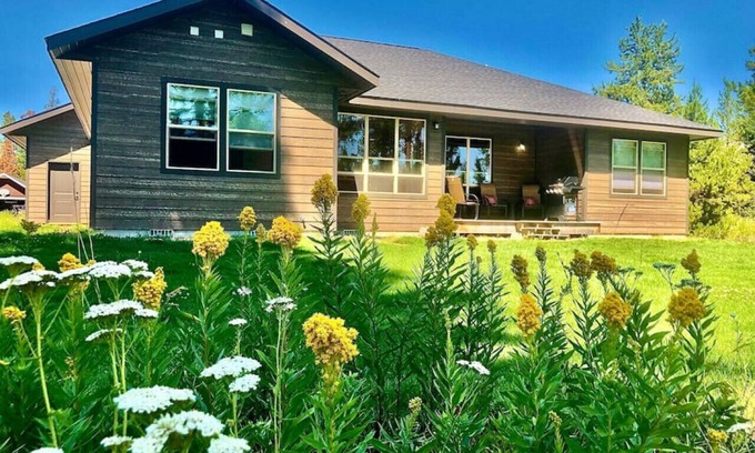 Tamarack Resort Cabin | Donnelly Cabin w/Fast WiFi, Close to Lake Cascade