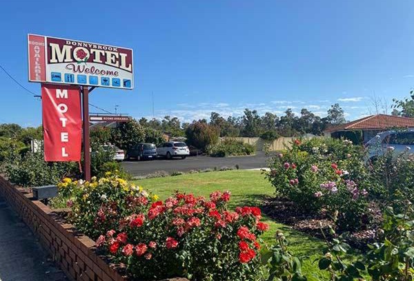Donnybrook Hotel | Donnybrook Motel